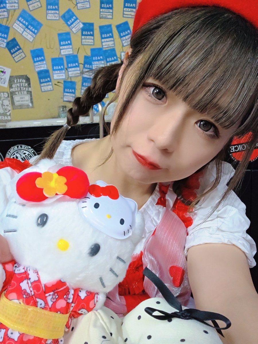 みーにゃん(Mike☆miKe) (@mikemike_mika) / X