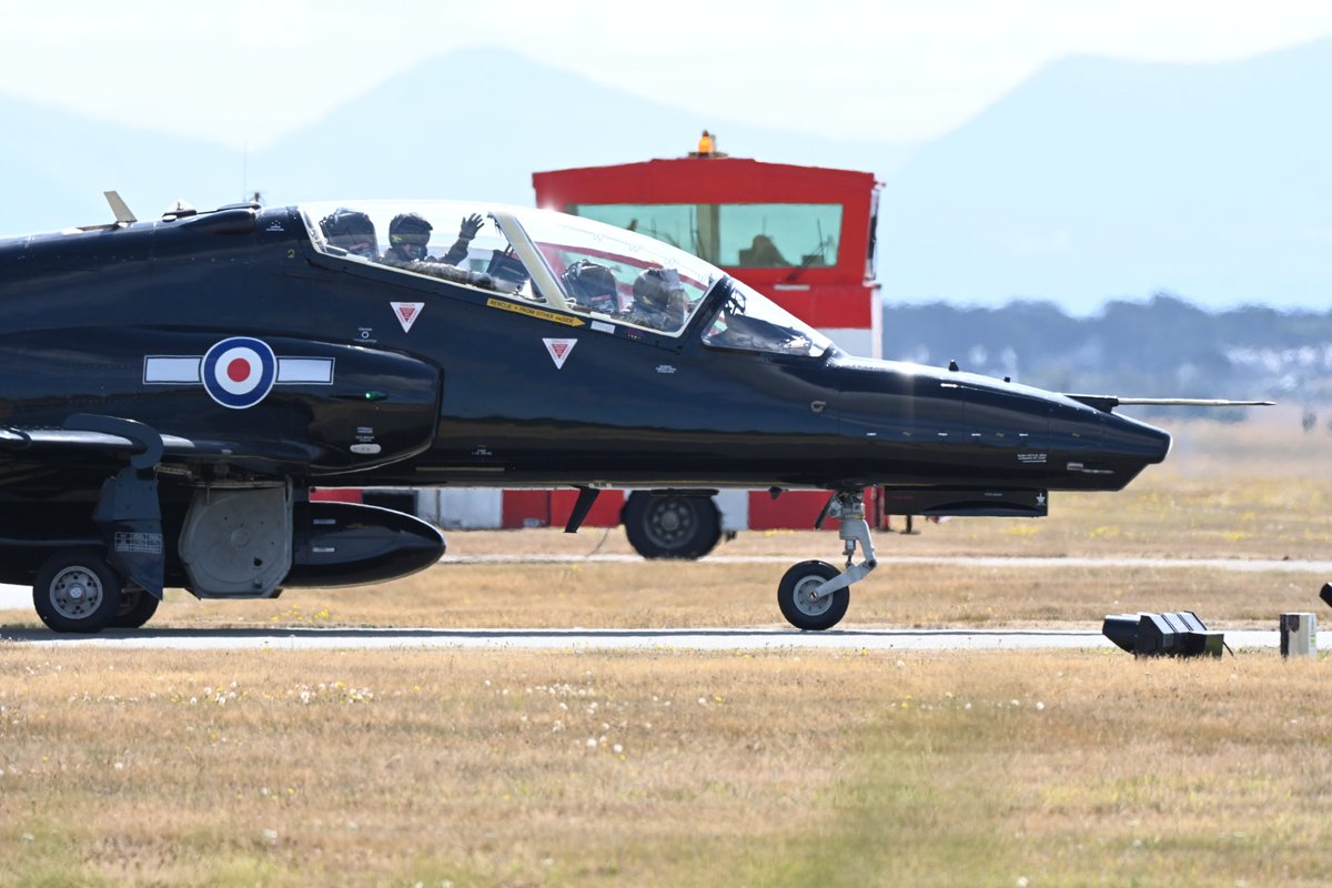 subzero65bk's tweet photo. #hawkjet #Cymru #Valley a few more pics from Thursday at RAF valley #RAF https://t.co/ReJ6rWilZz