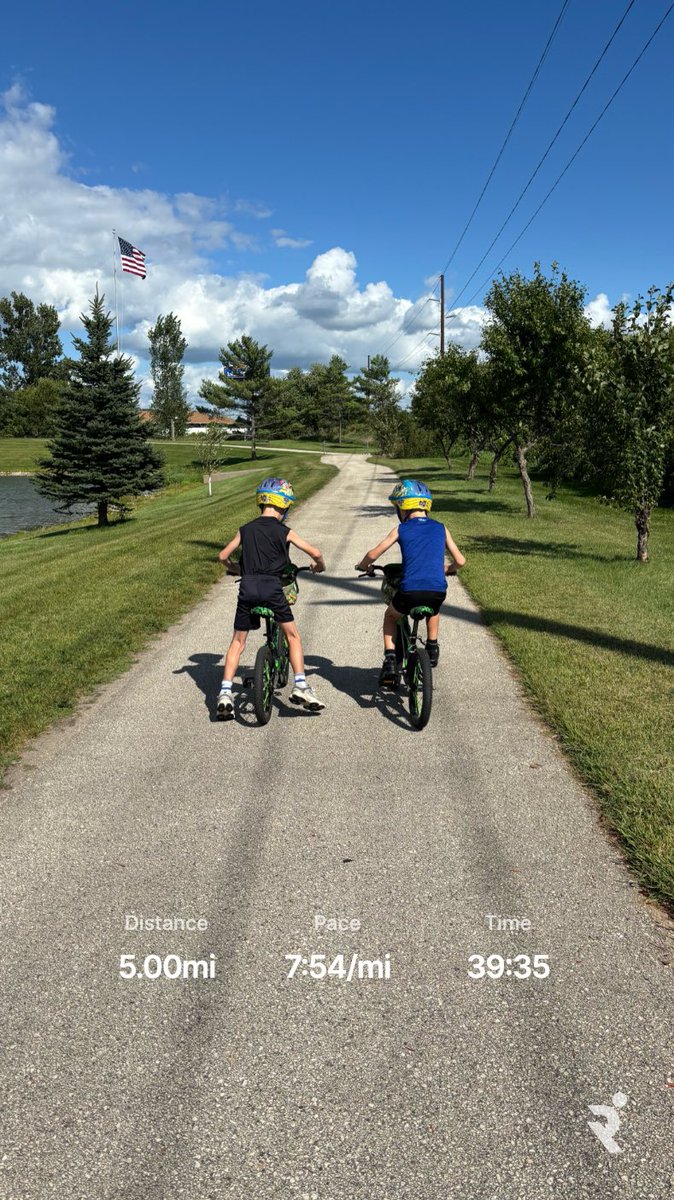 austinpink2's tweet photo. Had some company on my run today!
#PinkFam https://t.co/H62uWPHNRY
