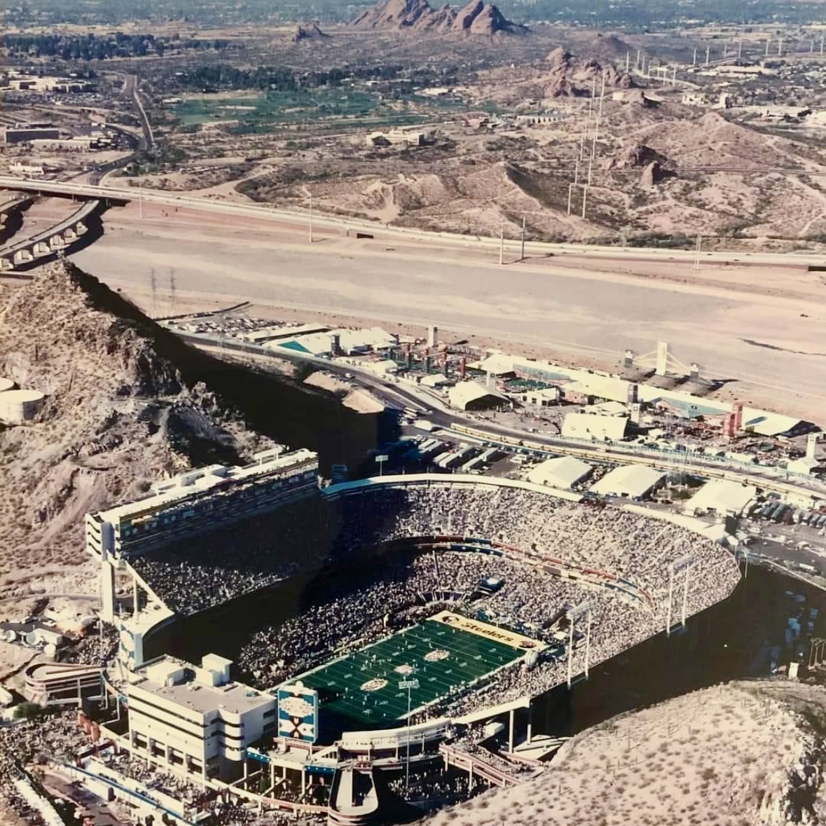 Super Bowl Sunday at #SunDevilStadium on Jan. 28, 1996 between the Dallas Cowboys and Pittsburgh Steelers. Super Bowl XXX attendance: 76,347