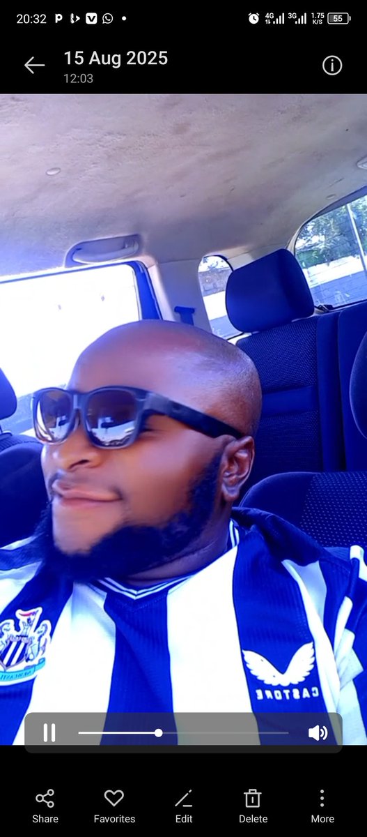 Mukango002's tweet image. Am not your Competitor