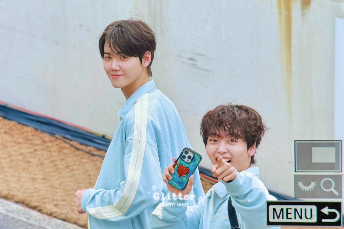 250825 아육대 출근

오늘도 빠이팅 🥰💖

#민희 #크래비티 #바보강아띠 
#MINHEE #CRAVITY