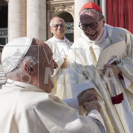 He's great at photo-bobbing 🤭