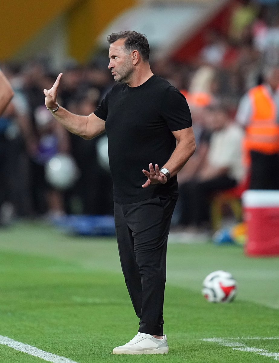 İlk 3 maçta gol yemeden 3 galibiyet.

BOSS 🫡