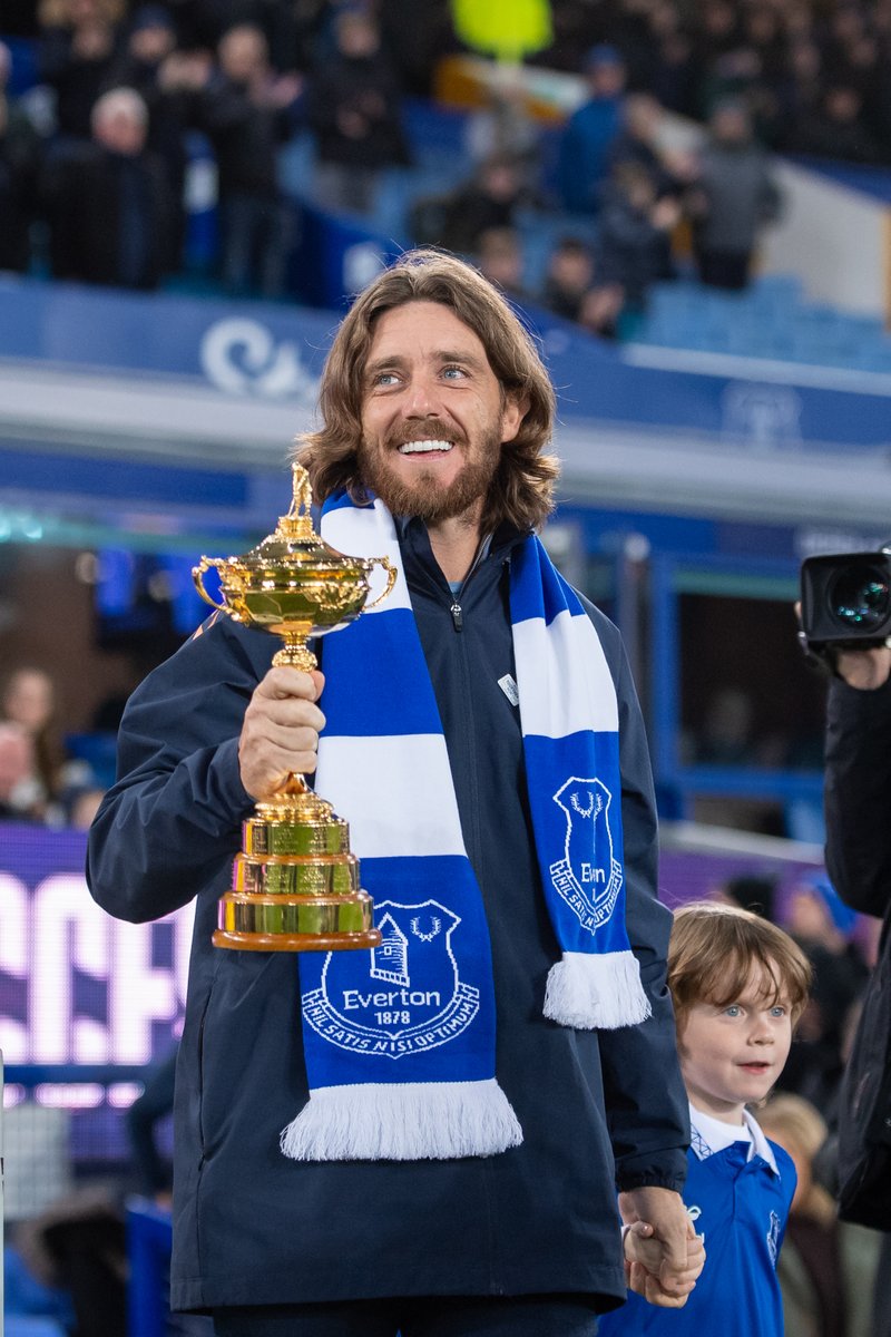 Everton (@everton) on Twitter photo Lifelong Evertonian. PGA Tour title winner. ๐๏ธโโ๏ธ
Congratulations <a href="/TommyFleetwood1/">Tommy Fleetwood</a>! ๐ Lifelong Evertonian. PGA Tour title winner. ๐๏ธโโ๏ธ
Congratulations <a href="/TommyFleetwood1/">Tommy Fleetwood</a>! ๐