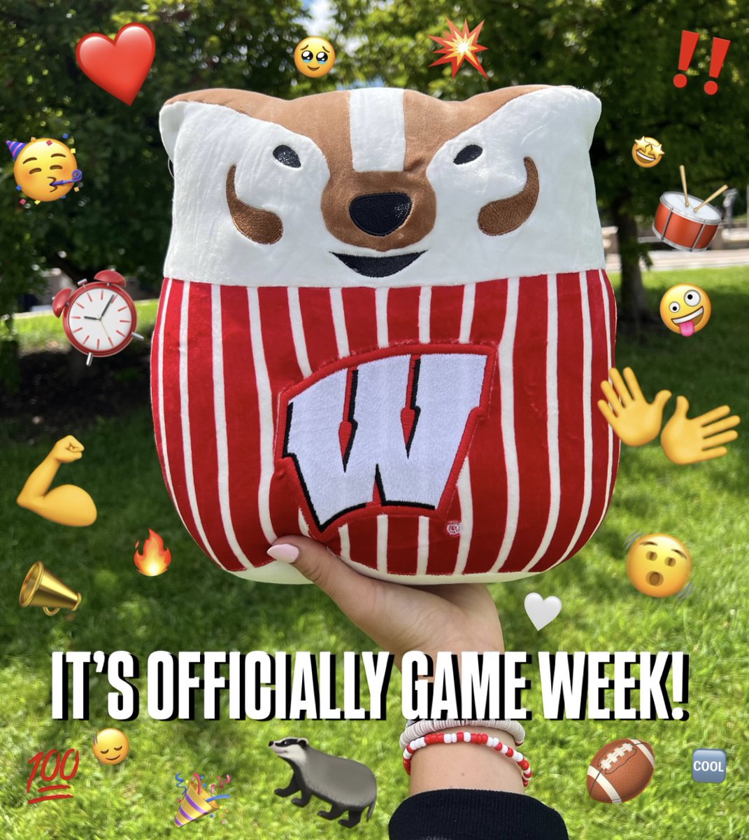 University Book Store (@uwbookstore) on Twitter photo 4 sleeps until game day!!!๐คฏ๐ 4 sleeps until game day!!!๐คฏ๐