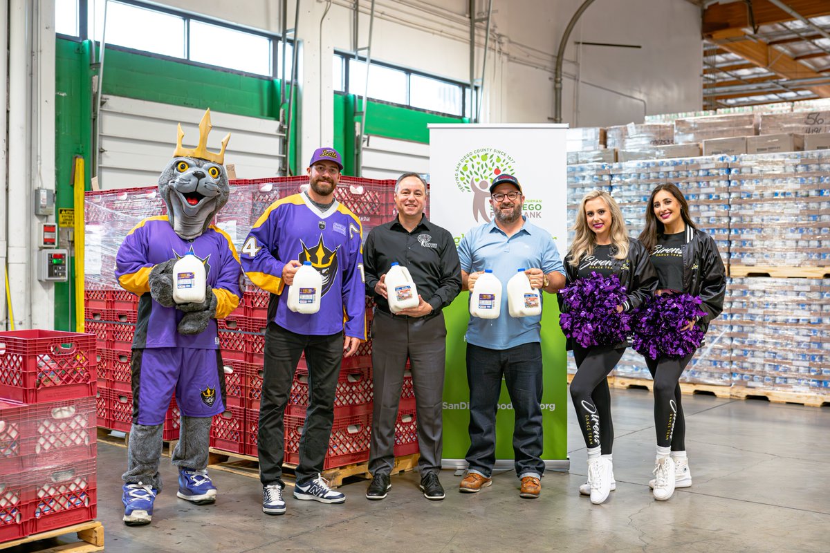 SealsLax's tweet photo. Flashback to last year’s #GallonsForGoals with our friends at @HollandiaDairy🥛Tomorrow, we’re keeping the tradition alive as we donate our annual gallons of milk to the @SDFoodBank 💜 https://t.co/4LYxXRrX7W