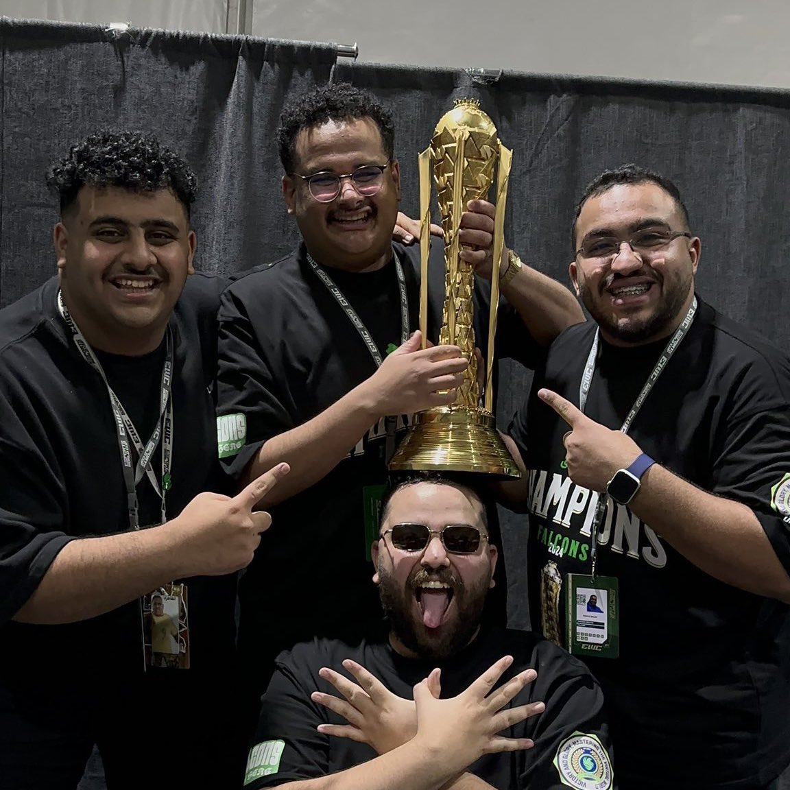 2025                                      2024