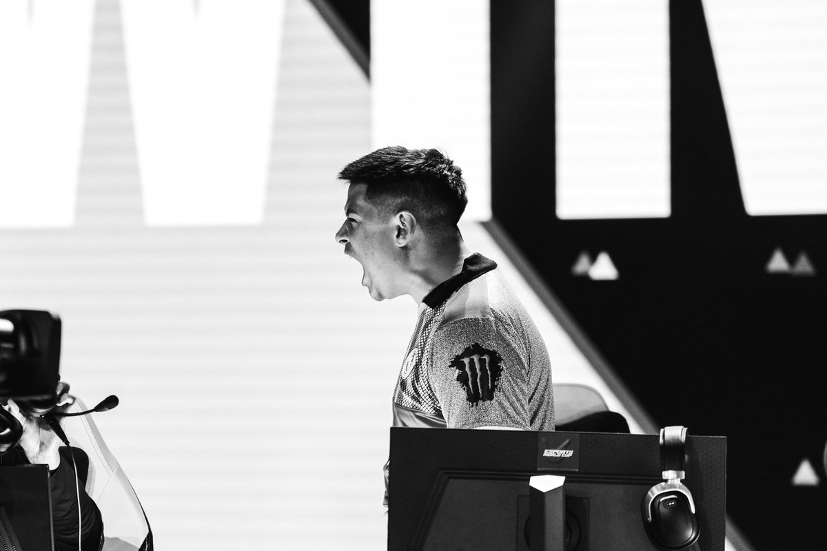 OpTic (@optic) on Twitter photo π Esports Controller Player Of The Decade <a href="/Shotzzy/">OpTic Shotzzy</a>
- 4x World Champ (3x COD, 1x Halo)
- 2x Champs MVP
- 1x CDL MVP
- 2020 Rookie of the Year
<a href="/esportsawards/">Esports Awards</a> | #GREENWALL π Esports Controller Player Of The Decade <a href="/Shotzzy/">OpTic Shotzzy</a>
- 4x World Champ (3x COD, 1x Halo)
- 2x Champs MVP
- 1x CDL MVP
- 2020 Rookie of the Year
<a href="/esportsawards/">Esports Awards</a> | #GREENWALL