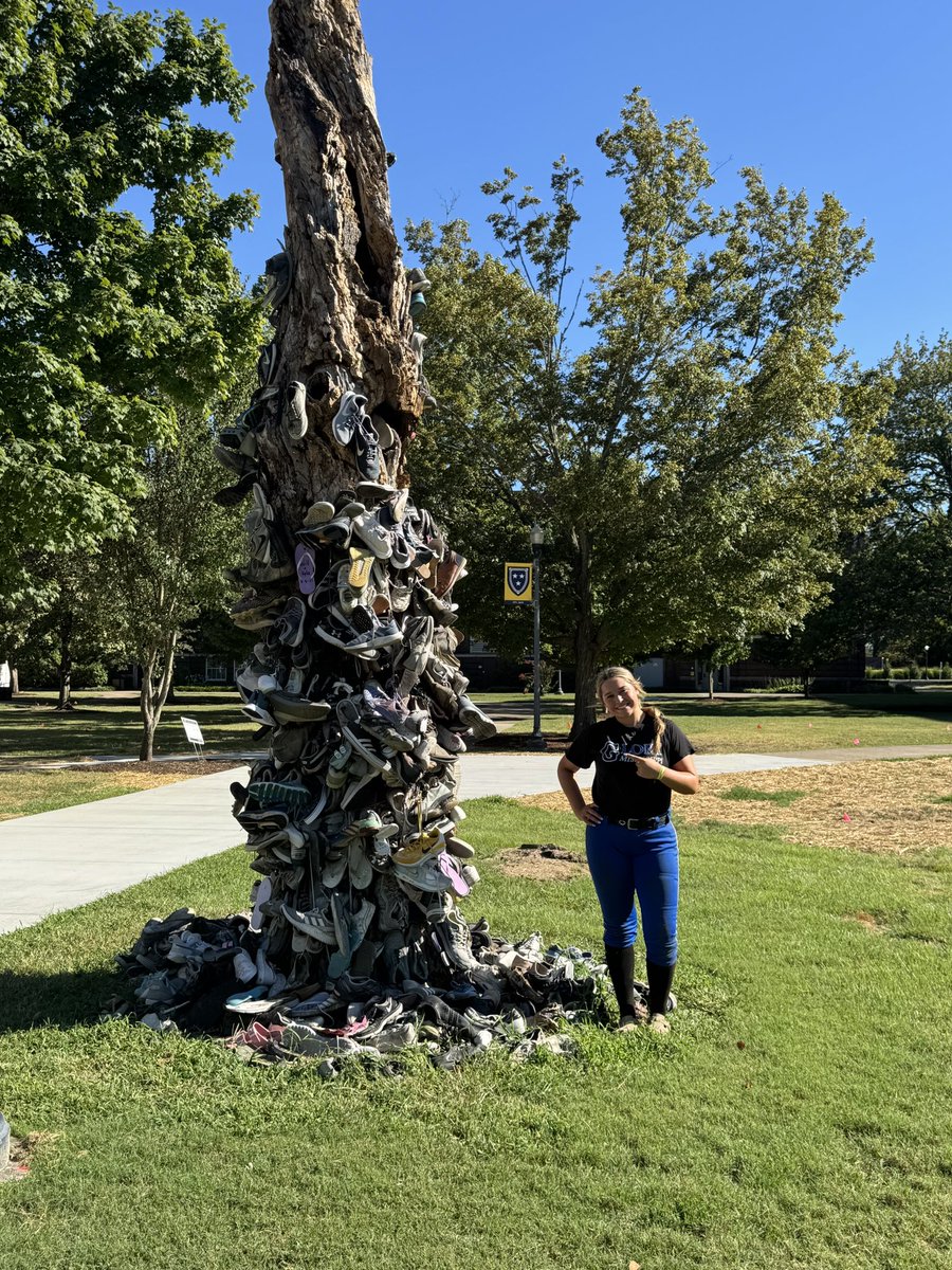 shelbyrbrock's tweet image. Had an amazing time at the Murray State University camp! Thank you for having me on your beautiful campus! Go Racers!!!
@xtremedemarini @RacersSoftball @coachsaraflenor @MGlory18UNatLew @CoachGill_MSU