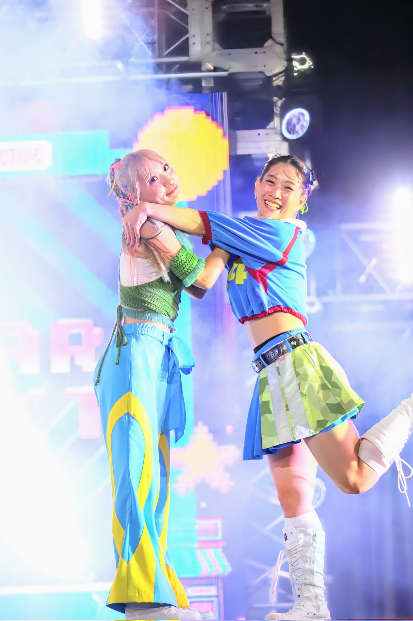 USJ - スタジオ ツアー 長丈 超高品質 ハッフルパフ 女子お得4点セット【S】 スタジオ ツアー 長丈 超高品質 ハッフルパフ 女子お得4点セット