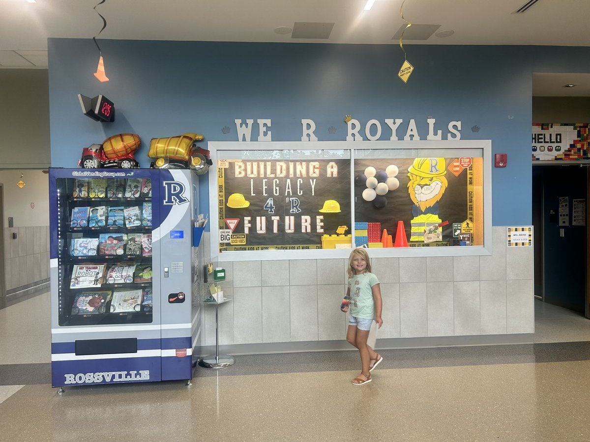 MrsMagillBCPS's tweet photo. Year 4- lets go 🙌🏼 BUILDING A LEGACY 4 R FUTURE 🚧🚚🏗️🛠️ @RossvilleElem https://t.co/mFE7s7rzJk