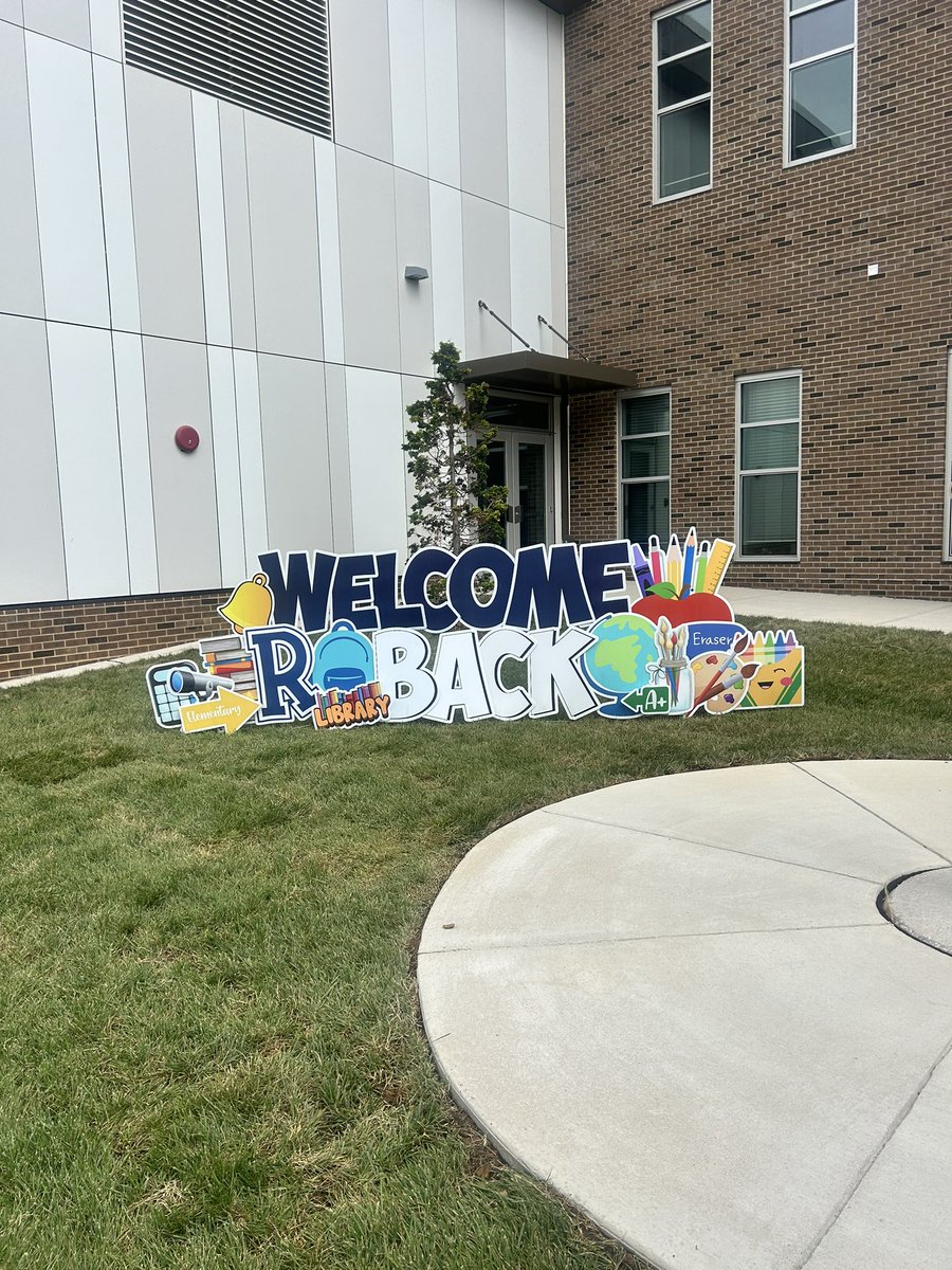 MrsMagillBCPS's tweet photo. We R so excited ♥️🙌🏼🛠️🚧🏗️🚚 @RossvilleElem https://t.co/VR8aqA84yQ