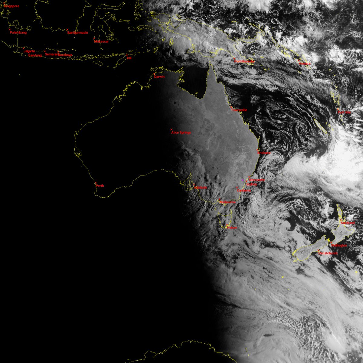 #ElektroL4 (21:42UTC) 7:42am 25 Aug AEST
#Satdump, #DiscoveryDish, #Airspy mini
Elektro only transmitted 1 image this morning.
#weather #LRIT #Satellite #Australia #NewZealand #Globe #Earth