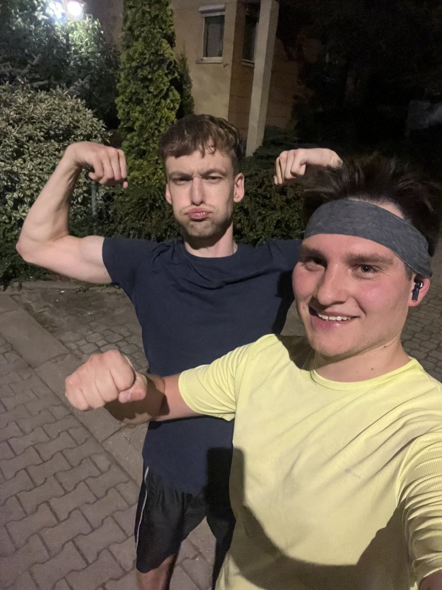 MtgSodek's tweet image. 10 km was good enough to make only top 4 at the Team Pauper. So @BigBossAardos and I have already started the #hardtesting for our future success. 

15 km done with new personal best achieved 💪💪💪