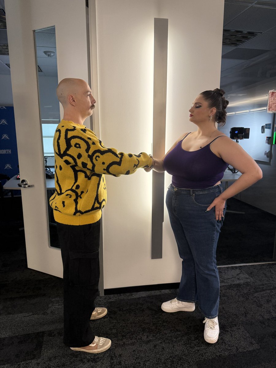 Me 🤝 Sideshow 
being knowers about <a href="/NRGgg/">NRG</a>