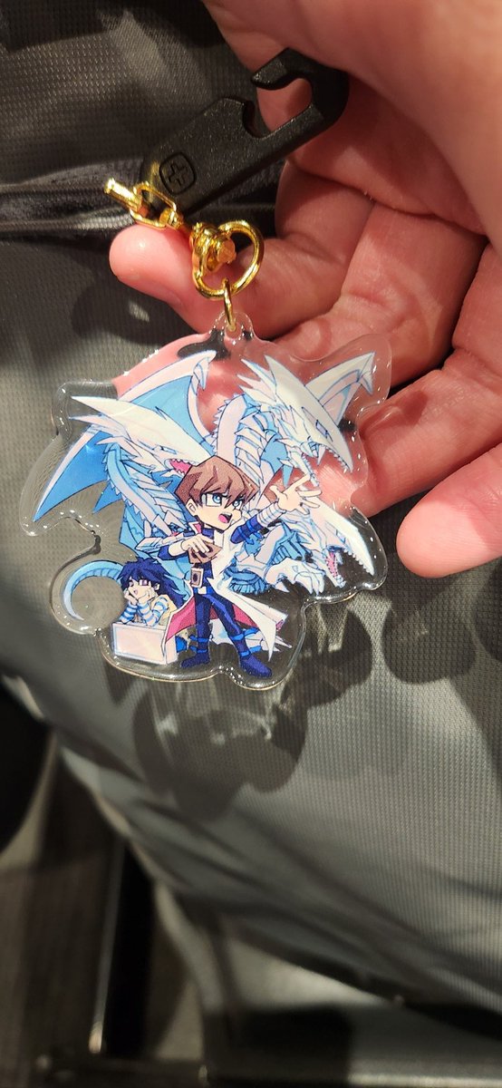 《AZURE DRACONIS》➡️ ANYC (@azureduelist107) on Twitter photo Was such a pleasure to meet <a href="/judgedarts/">judge 🌠 @ Colossalcon East Artist Alley</a>, I gotta get their sticker sheets too. Probably real soon 🩵
Got a handful of stickers, a standee, and a keychain~ Was such a pleasure to meet <a href="/judgedarts/">judge 🌠 @ Colossalcon East Artist Alley</a>, I gotta get their sticker sheets too. Probably real soon 🩵
Got a handful of stickers, a standee, and a keychain~