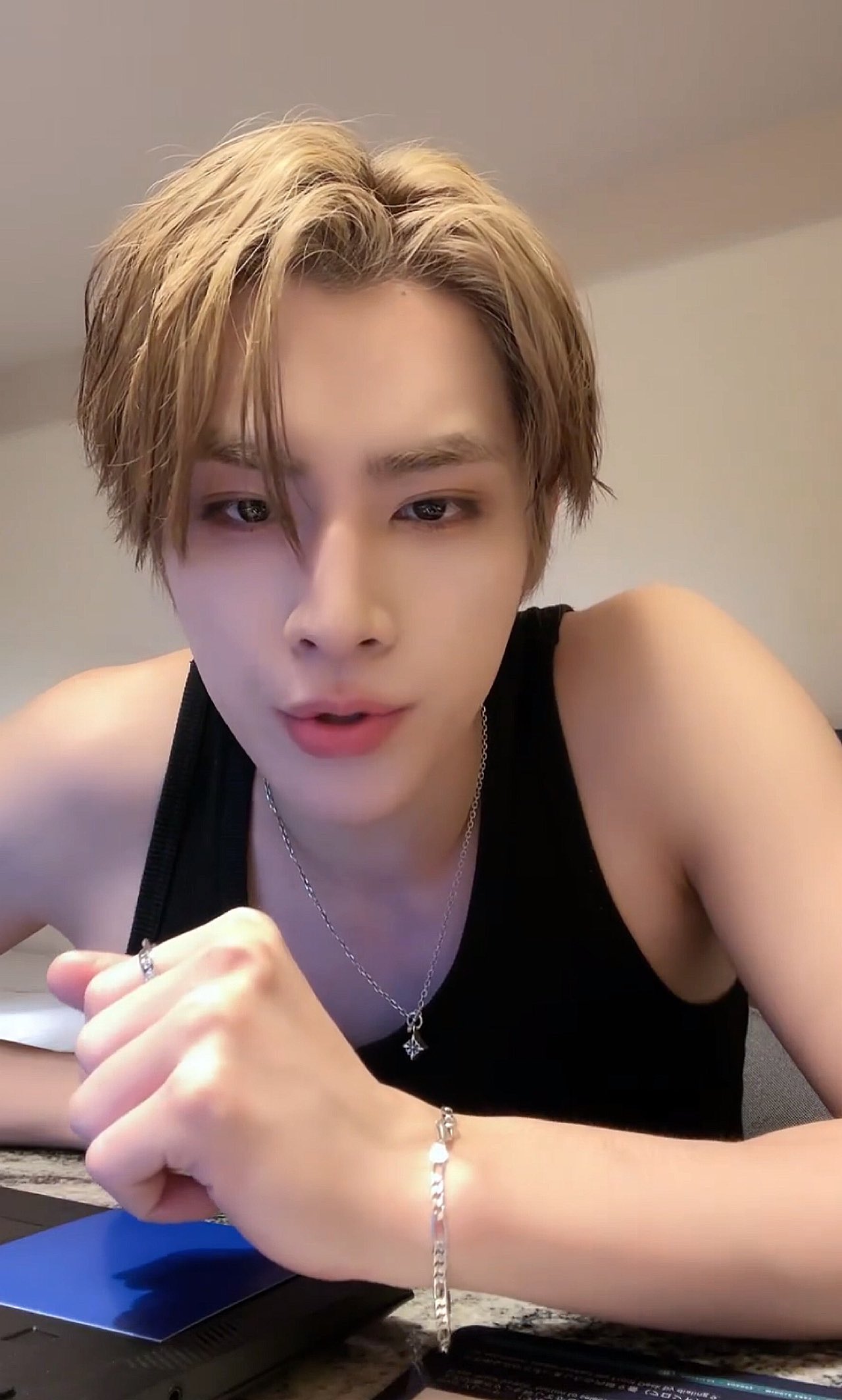 nct wayv   kms 中華　成都　サイン入り　シャオジュン backend=imagemagick;version=1;