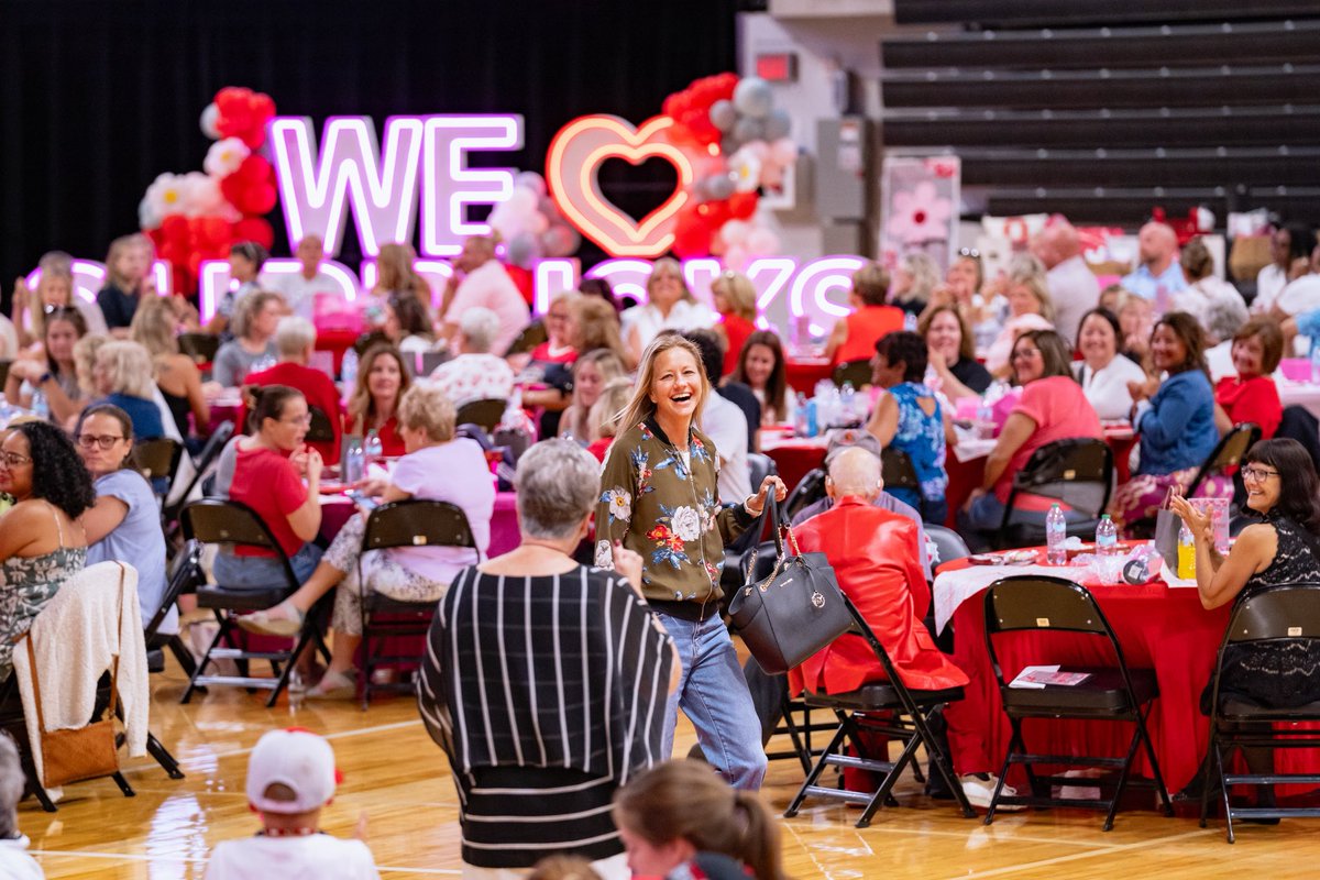 What better way to spend your Sunday than Buckeye Bag Bing-OH 👜🌰

We can’t thank you enough for showing out and supporting our programs Buckeye Nation ‼️ #GoBucks