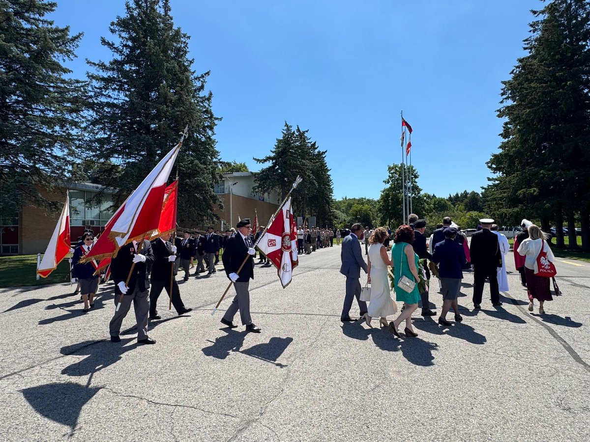 History and contemporary military contexts, Poland’s role on the NATO Eastern flank, spectacular dedication of 🇨🇦 Polonia in popularizing the Polish dedication to freedom, among my talking points during the celebration of the 🇵🇱 Polish Armed Forces Day/anniversary of the Battle