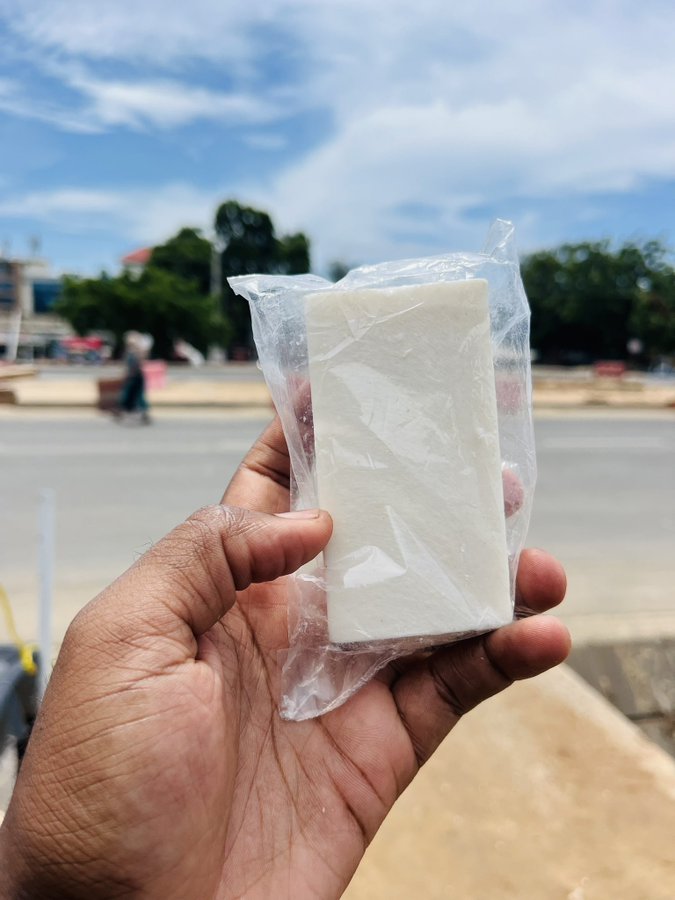 amusmartz's tweet photo. Asili ndiyo tiba ya kweli. Leo Soap haina kemikali kali, ni rafiki wa ngozi yako

💰 Anza kuitumia Leo Kwa Tsh 3,000/= tu 
📲Whatsapp : https://t.co/nor0F4ztIT

#Leosoap #NaturalskinCare #SokoLetu #skincare https://t.co/F2NcekRBzn