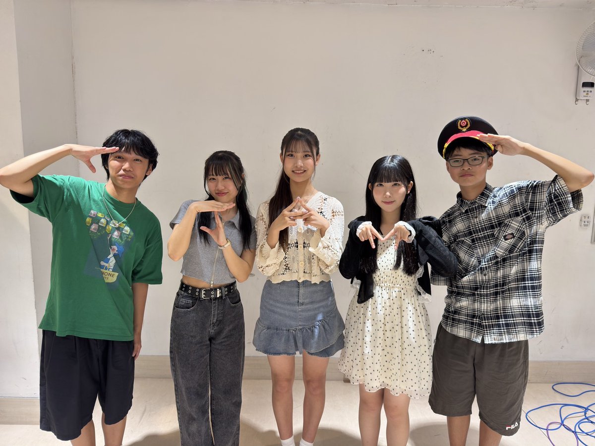 私が所属しているアカペラグループ
『 #じゃむばた 』🧈🎤

明日、8.26（火）朝9:00~の
日テレ #DayDay.
『 あつまれ！情熱バンド』
に出演します！！📺

生出演ではなく、VTRでの出演ですがぜひご覧下さい✨