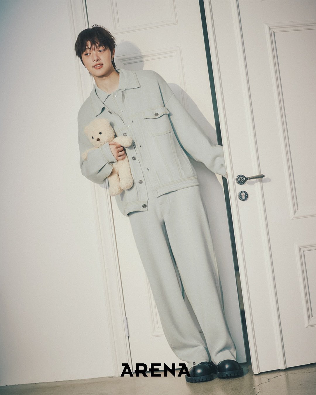 洋書 Funny Pictures ✿.｡. Detail｡✿*ﾟ defect - Size อก 30-36/ ยาว 21 Price 200