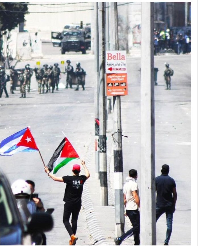 دعمنا المطلق للقضايا العربية، وخاصة حق الفلسطينيين في العيش على أرض ناضلت من أجلها أجيال، وعودة اللاجئين. نرفض مخططات الإمبريالية الهيمنة. 🇨🇺🇵🇸#AmericaOut