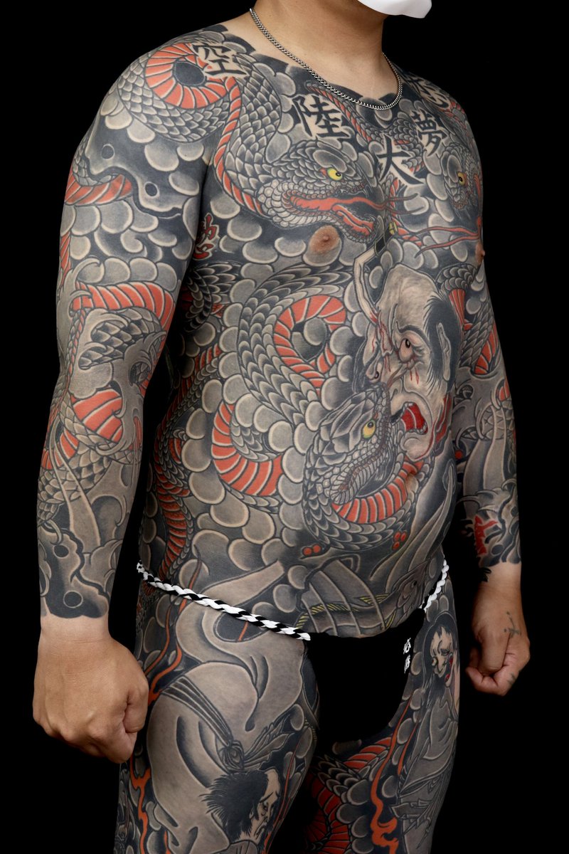 ryukeitattoo's tweet photo. https://t.co/IcFGKYNnqq