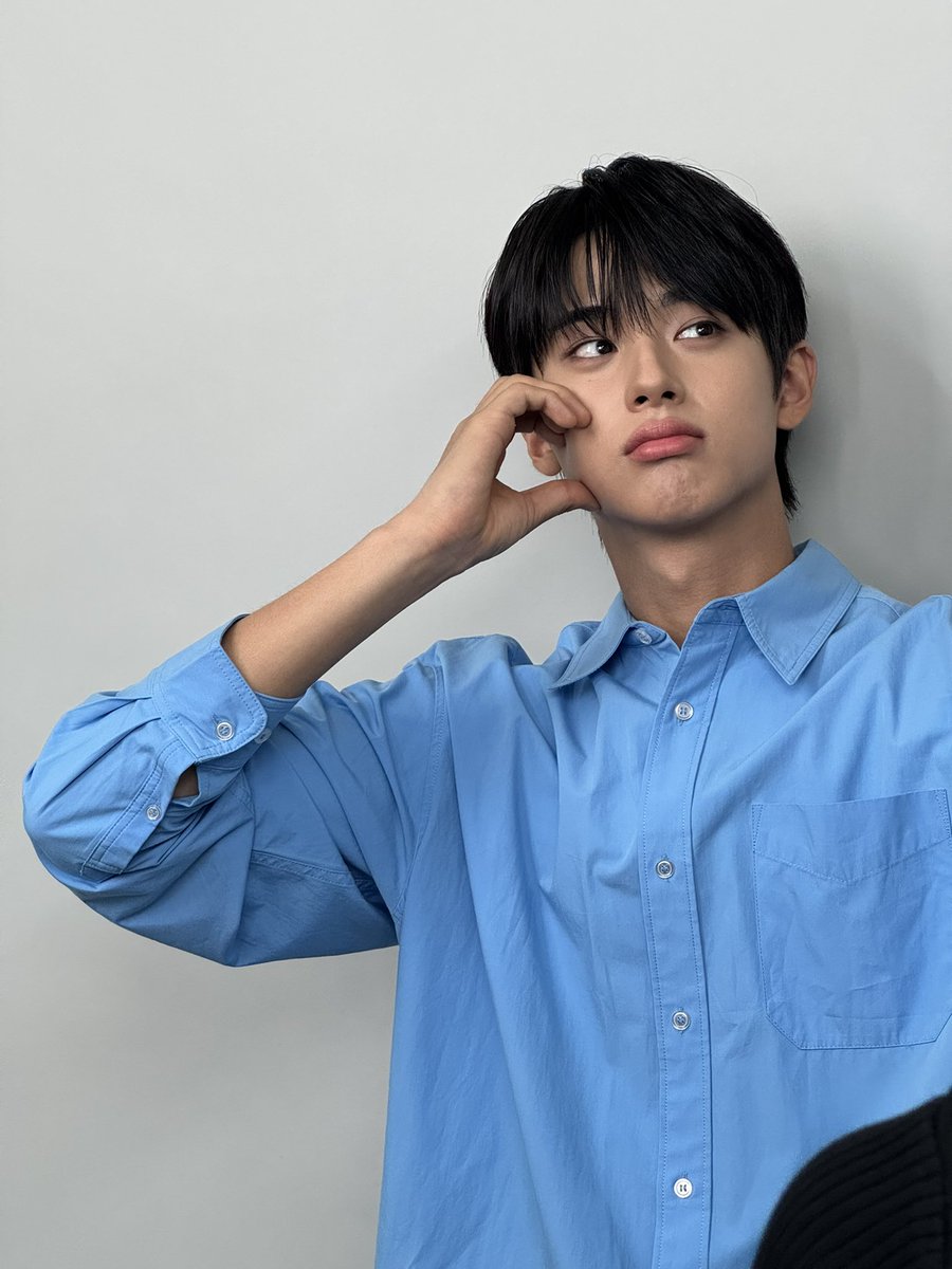 minkyu_0312's tweet photo. 좀늦었나 포토이즘비하인드 자체적으로 https://t.co/8qNs5pAqIv