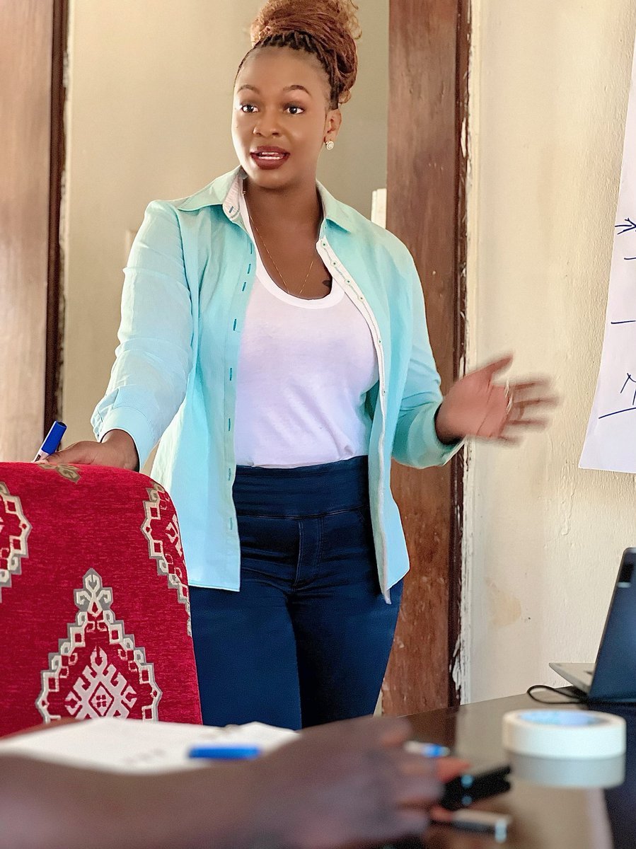 Today, I pass on those lessons by mentoring young women to become professional assistants and guiding CEOs on cultured leadership. Because true leaders don’t shout — their influence speaks in silence. 🌟