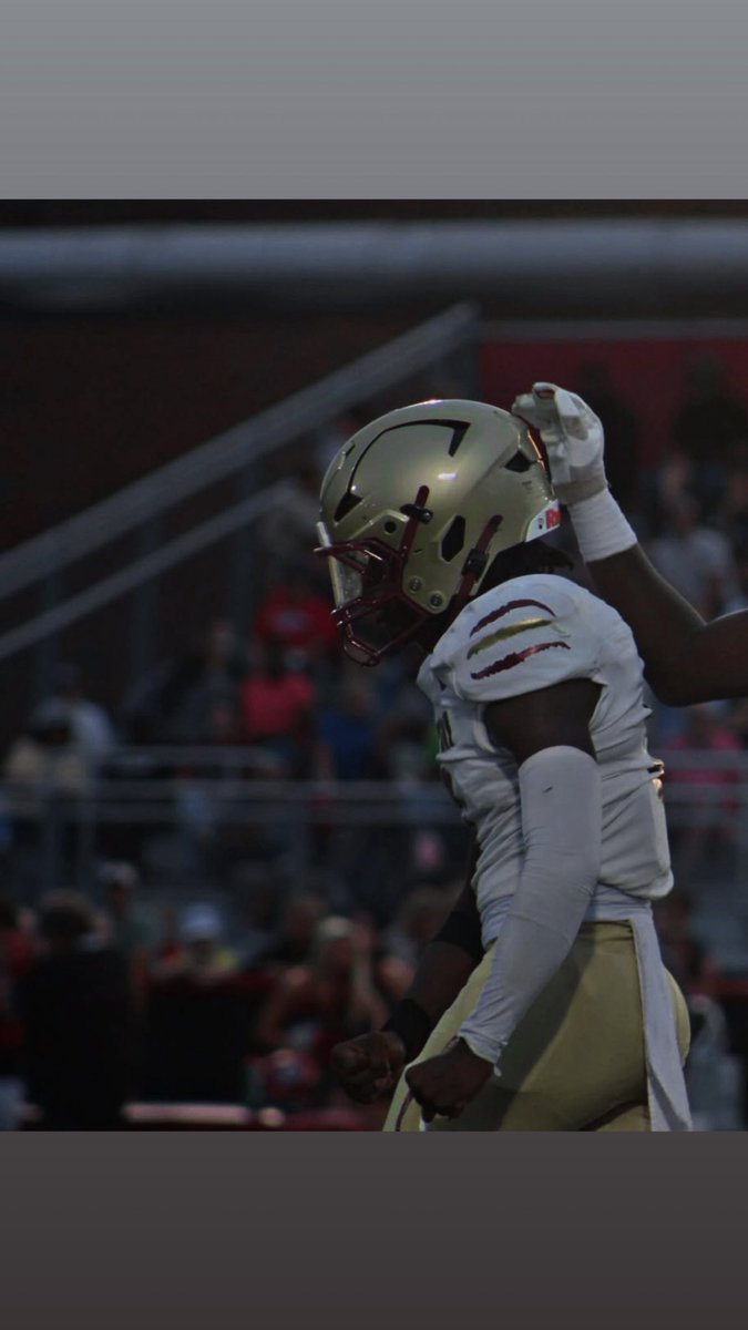 JU (@mccreajuluis) on Twitter photo MAN AMONGST BOYS😤
6’1
190 pounds
RB/CB
DOG😤
hudl.com/v/2SQvLz
hudl.com/v/2SNJz9
<a href="/byron_97/">B.Y.</a> <a href="/CarversBayCoach/">Matthew Richard</a> <a href="/PrepRedzoneSC/">Prep Redzone South Carolina</a> <a href="/247recruiting/">247Sports Recruiting</a> <a href="/peedeesportss/">Pee Dee SC High School Sports Page</a> MAN AMONGST BOYS😤
6’1
190 pounds
RB/CB
DOG😤
hudl.com/v/2SQvLz
hudl.com/v/2SNJz9
<a href="/byron_97/">B.Y.</a> <a href="/CarversBayCoach/">Matthew Richard</a> <a href="/PrepRedzoneSC/">Prep Redzone South Carolina</a> <a href="/247recruiting/">247Sports Recruiting</a> <a href="/peedeesportss/">Pee Dee SC High School Sports Page</a>