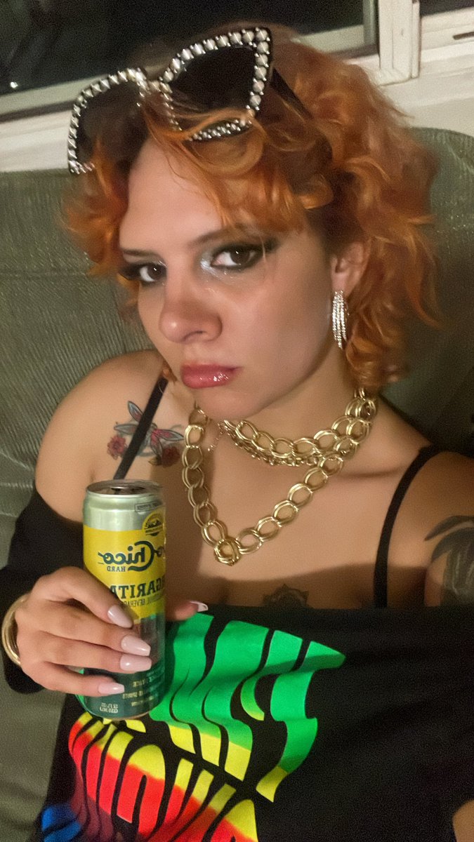 i should’ve been born an italian american princess tbh