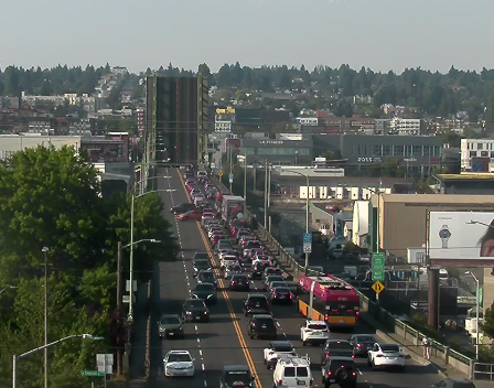 SDOTtraffic's tweet photo. The Ballard Bridge is experiencing mechanical issues and is closed to traffic. No current ETA for reopening. Use alternate routes. https://t.co/yVRcoF9ksq