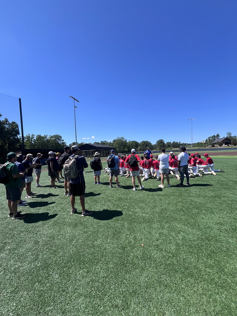 Great way to kick off the fall at the Complete Game prospect camp today! We appreciate all the coaches and players who came out. Exciting few months to come for this group! <a href="/Ateamrecruitin1/">Adrian Mccladdie</a> <a href="/CGPrupis/">Jp Prupis</a> <a href="/mattchilders9/">Matt childers</a>