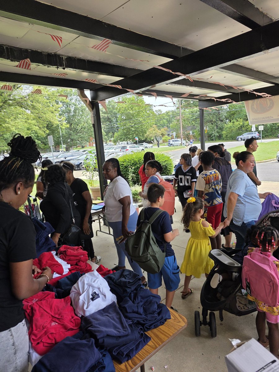 Huge shoutout to <a href="/JamesRyderRand1/">James Ryder Randall Elementary</a> amazing Community School Coordinator, Mrs. Gordon with today’s Back-to-School Fair. 🎒✏️📚 We had tons of supplies and were able to support not only our James Ryder Randall students, but the whole community! ❤️