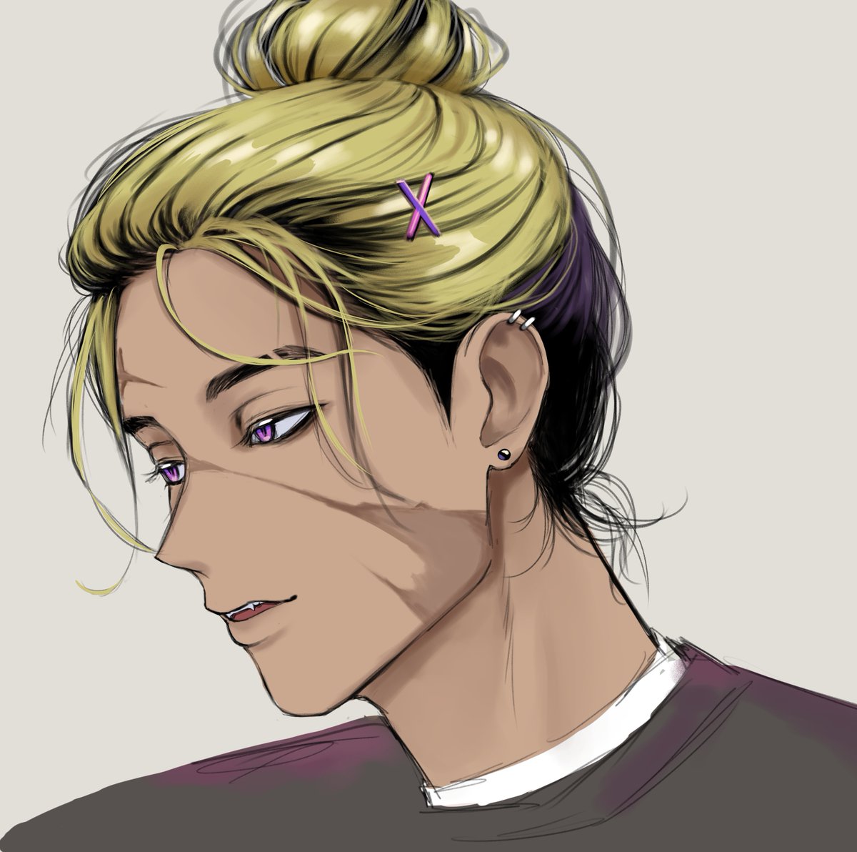 Messy bun 🤔
 #Vantalism