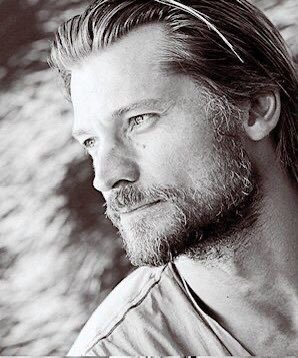 Serenity—
                    Perfection in a single shot
 #SeductiveSunday