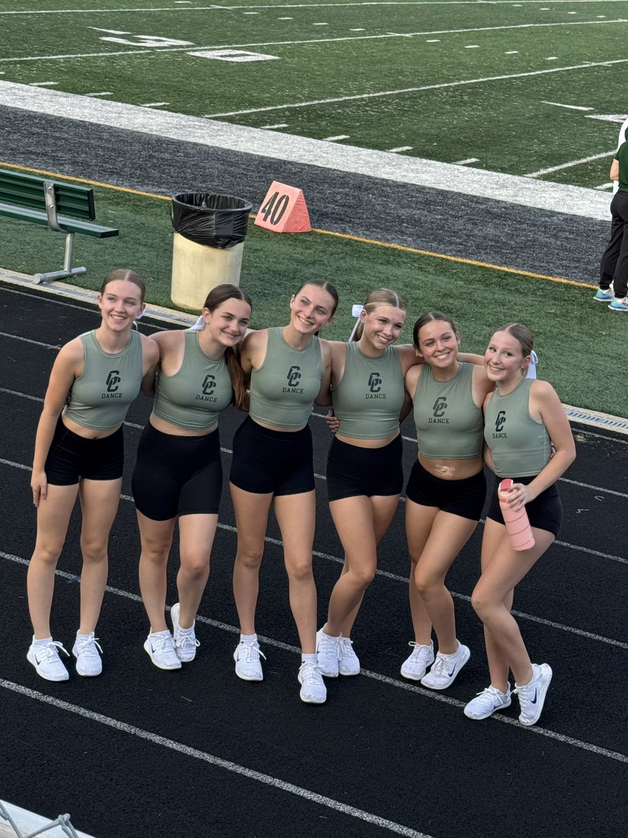hubbardbradford's tweet image. Friday night lights will have a new feel this year, as Bryn and her team dance at games. The @Grayslake_Rams #Ramily Rally was great! She’s putting in the work to grow, develop, improve &amp;amp; balance school, hs dance &amp;amp; studio dance. So proud. #HubbardSisters #makeitmatter
