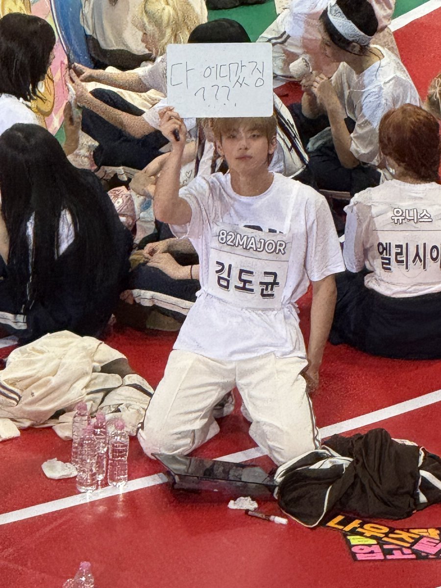 범이 tweet media