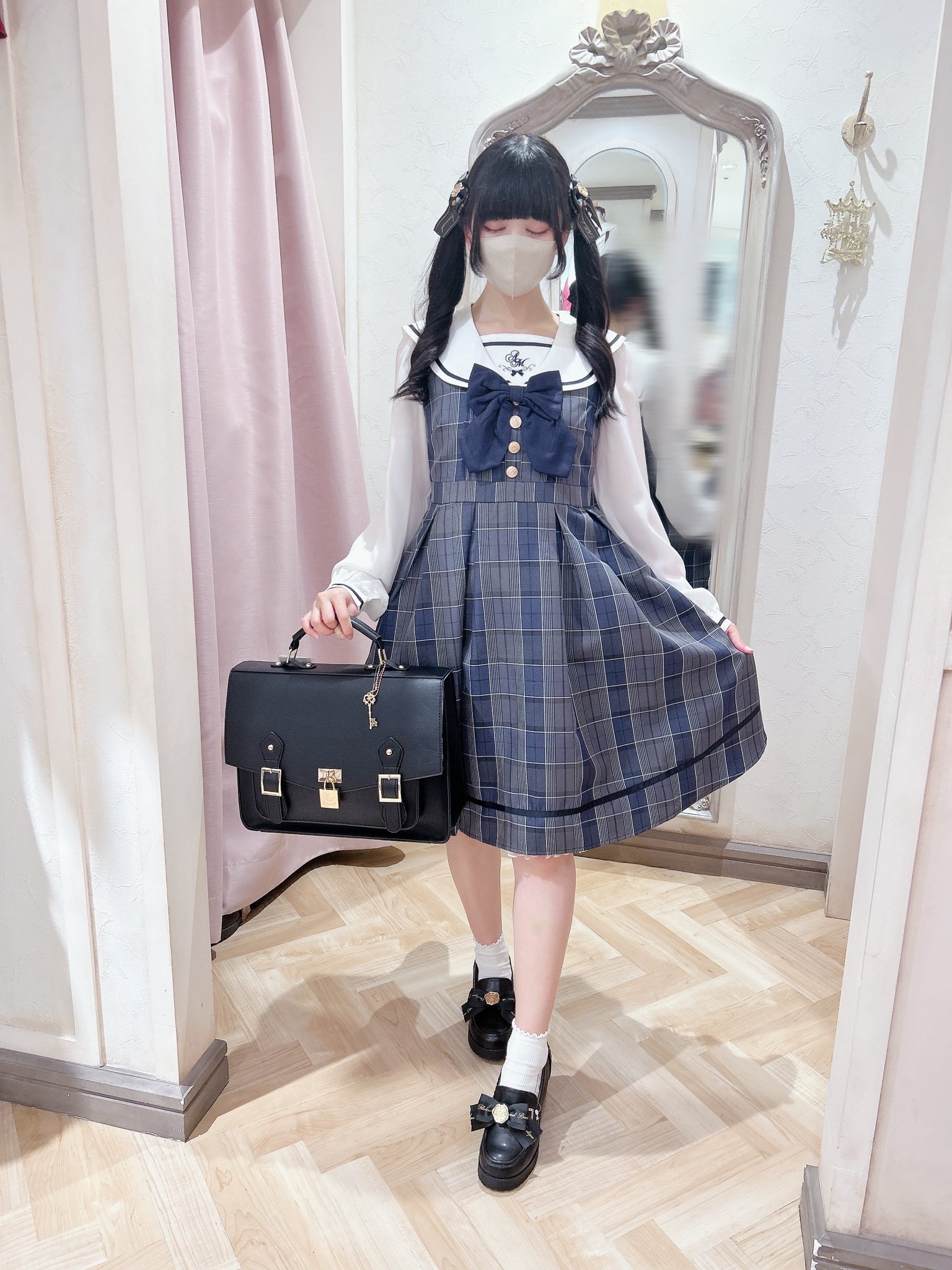 美品！AmeriVintage ネイビーワンピース　学校行事 学校行事だけではもったいない、日常使い出来るネイビー