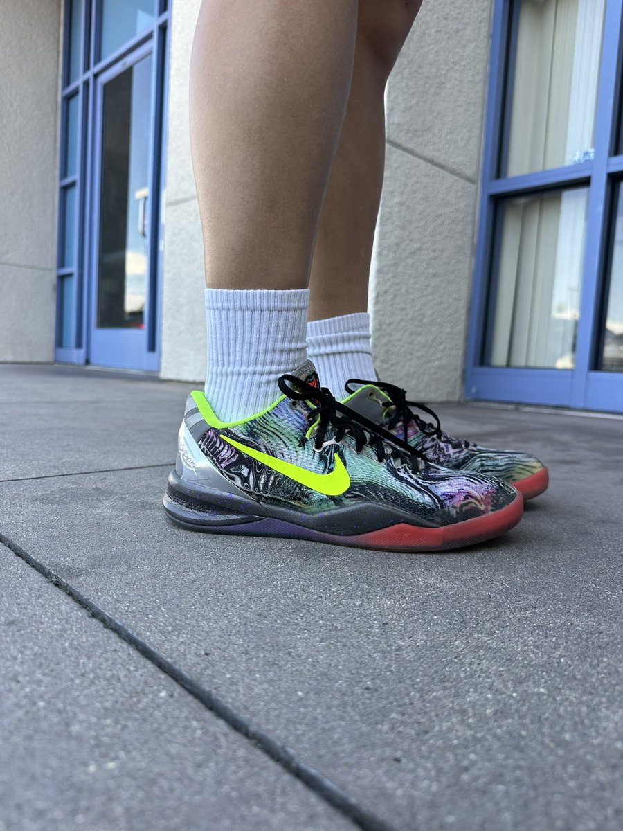 Mons 🌙 tweet media