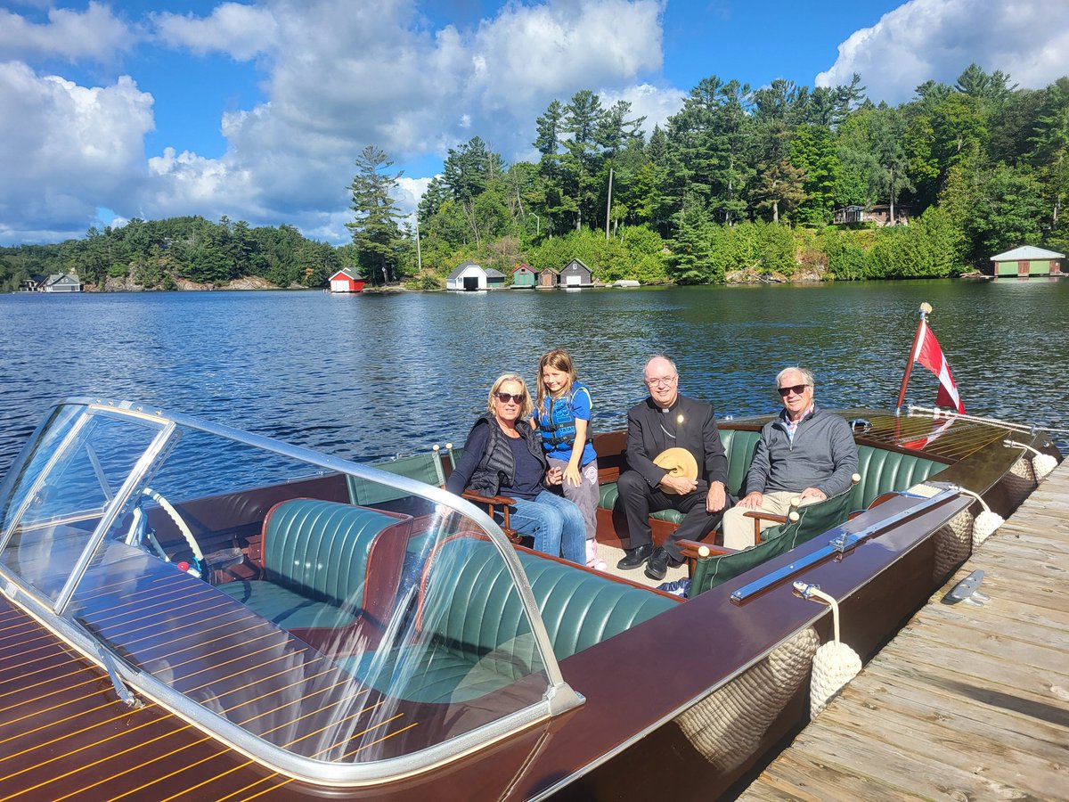 Enjoyed my visit to the churches of St John the Baptist in Morinus and St. Michael's in Rosseau today.  Especially enjoyed the boat ride between them, courtesy of Paul Barnicke and family!