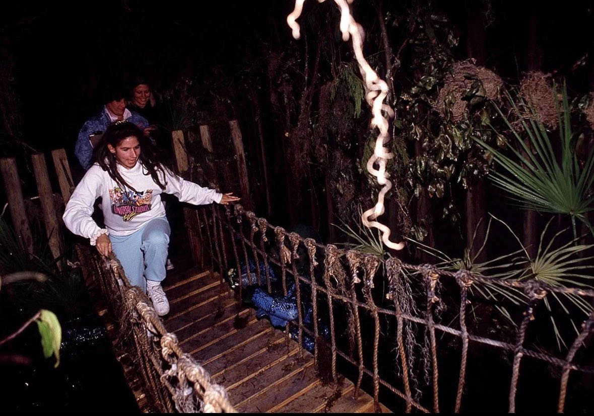 A look back at The Dungeon of Terror—the original haunted house from the very first Halloween Horror Nights (then called “Fright Nights”) in 1991 at Universal Studios Florida.

#HHN