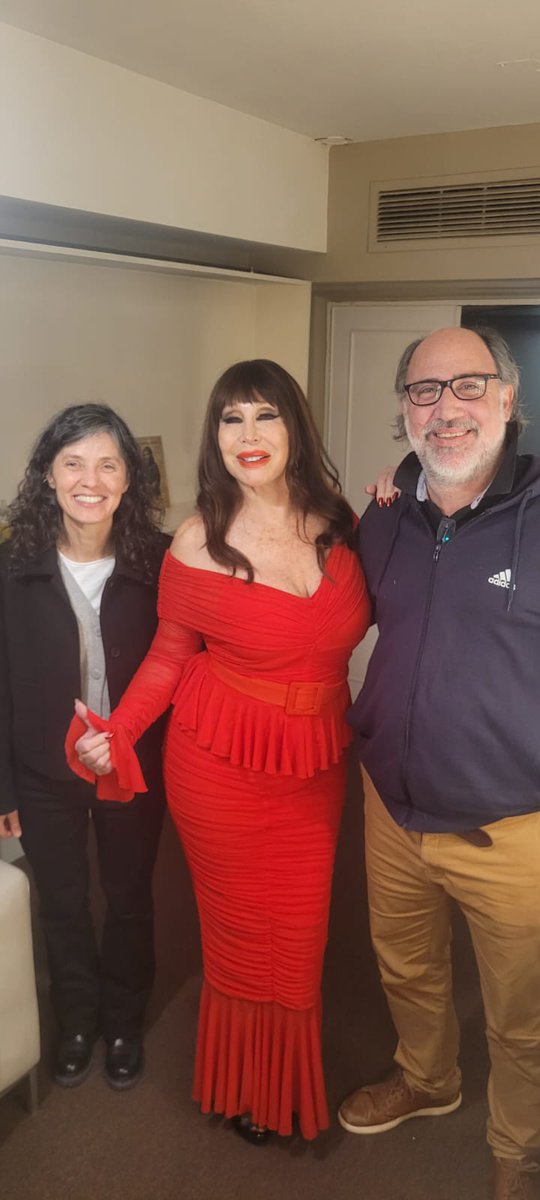 Antidomingo con la ONE, <a href="/Moria_Casan/">Moria Casán</a> y su "Cuestión de género" en el Metropolitan. Genia es poco!