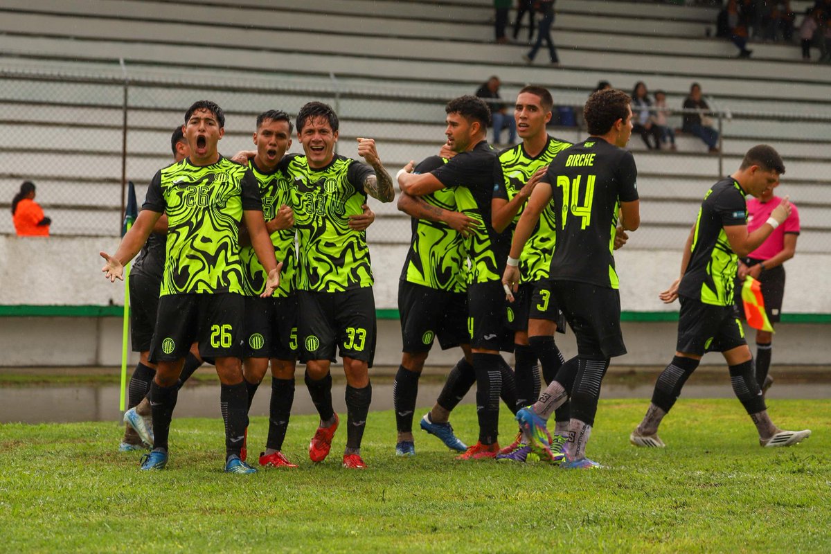 paracomentarse (@paracomentarse) on Twitter photo Con un triunfo debuta el FC Racing en la <a href="/LigaPremier_FMF/">Liga Premier FMF</a> serie B, al ganar de visita 1-0 al Acámbaro FC
facebook.com/share/p/17CS6V…
#Veracruz #bocadelrio #futbol #ligapremier <a href="/ParaComentarse/">paracomentarse</a> Con un triunfo debuta el FC Racing en la <a href="/LigaPremier_FMF/">Liga Premier FMF</a> serie B, al ganar de visita 1-0 al Acámbaro FC
facebook.com/share/p/17CS6V…
#Veracruz #bocadelrio #futbol #ligapremier <a href="/ParaComentarse/">paracomentarse</a>