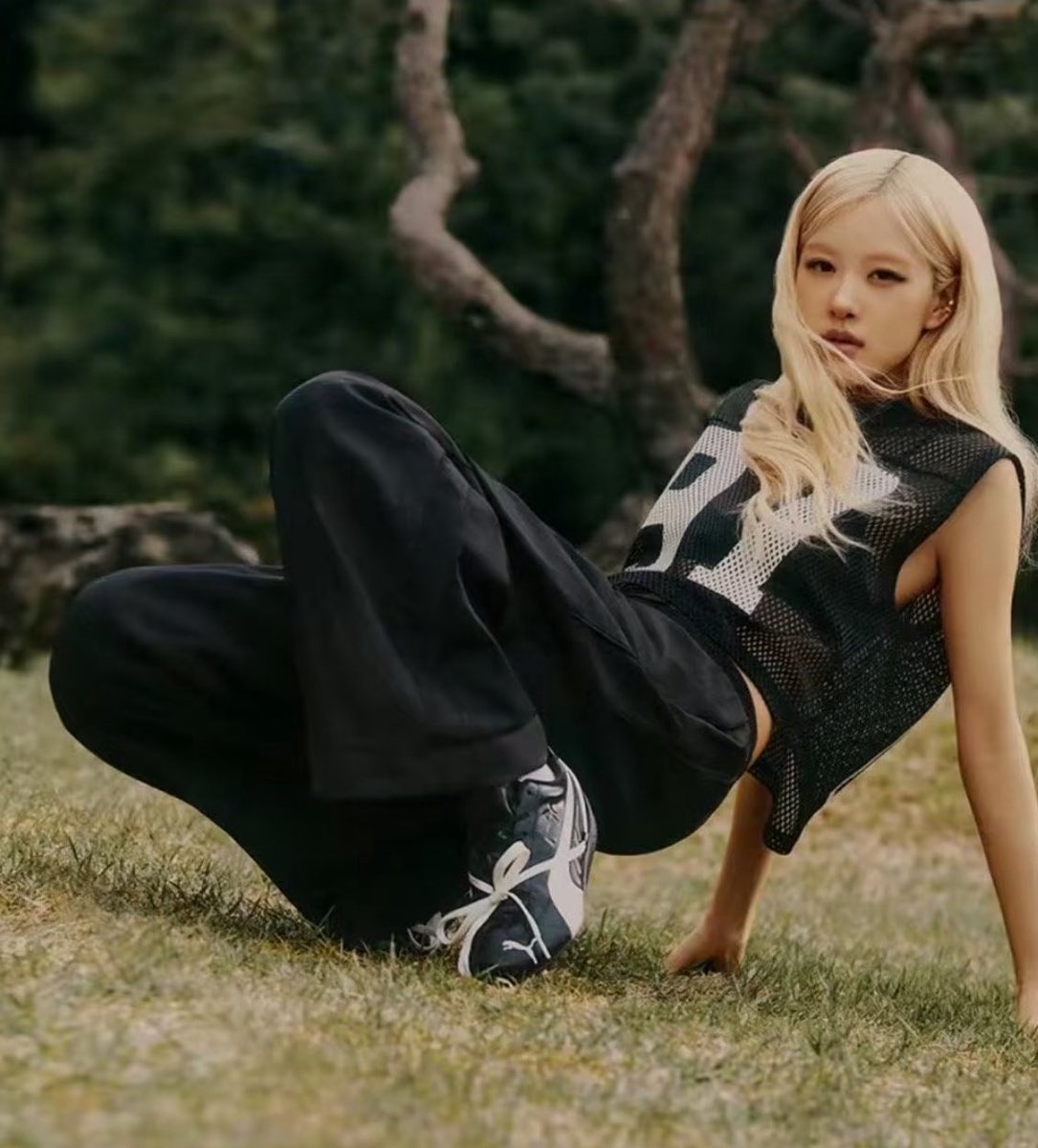 The ROSIE PUMA Collection
ROSÉ for PUMA