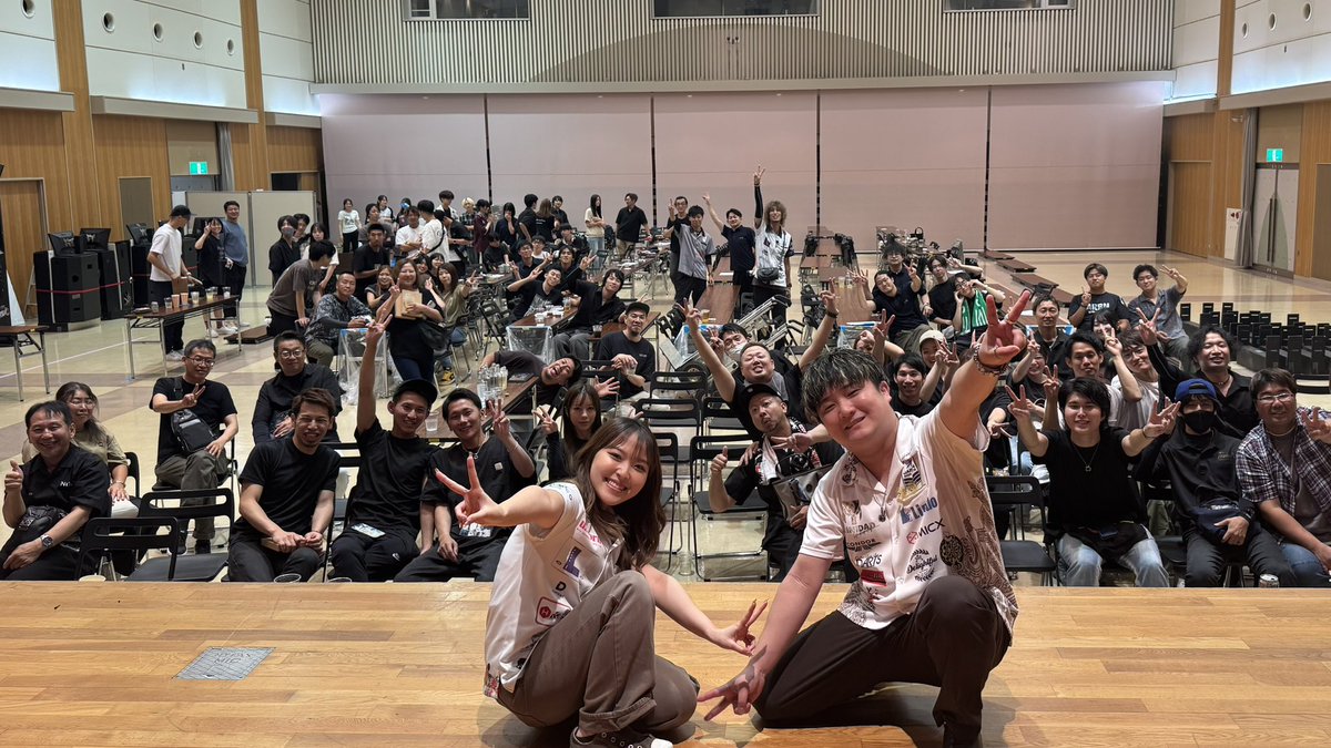 plusnine_darts's tweet image. こうゆう写真大好き💗
協力してくださった皆さんありがとうございました😆
みんなの笑顔が最高です😌

山陰のダーツ
さらに盛り上がりますように✨

@tomo180ya6_6 
@momo_toku 
@aidgroup8