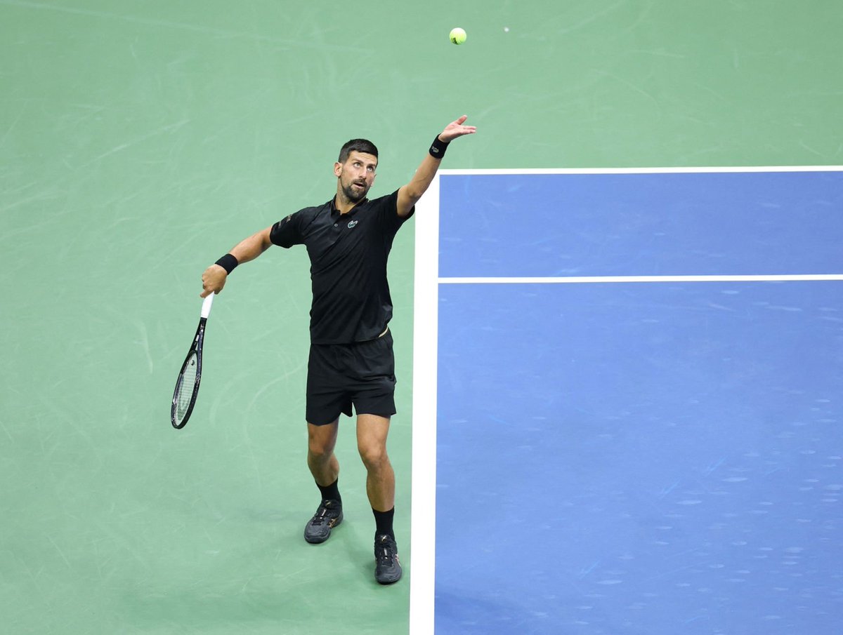 Novak Djokovic won his opening match of the US Open by a score of 6-1 7-6 6-2.

Absolute fighter. The greatest ever.

Onwards and upwards.