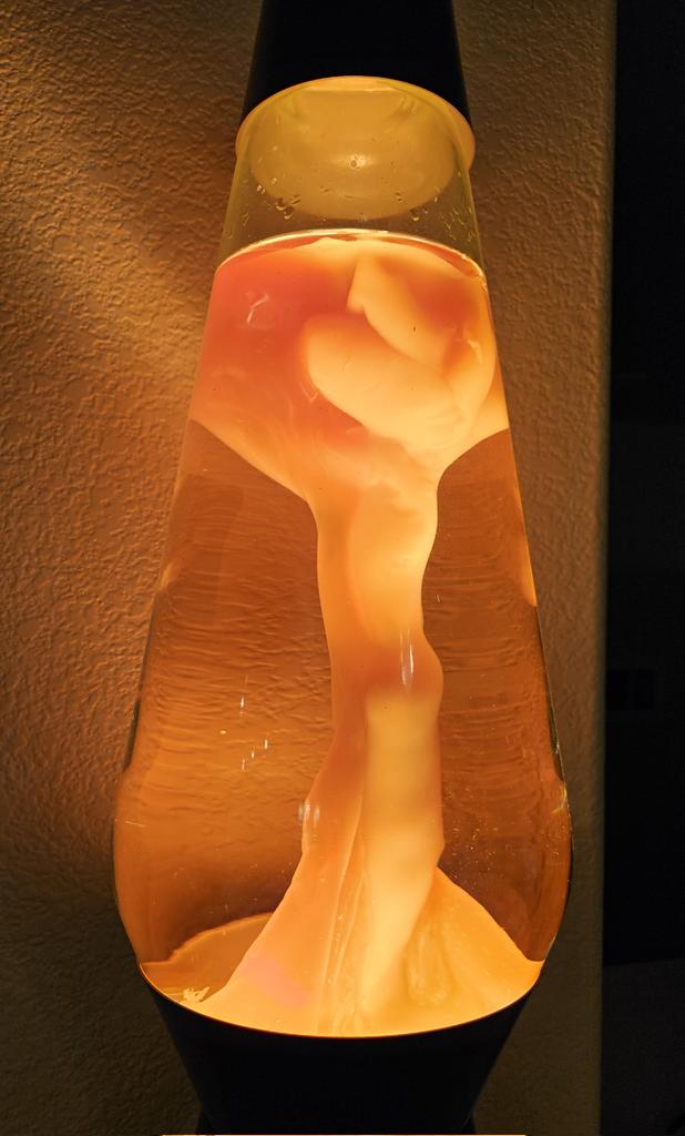 monktoshi's tweet image. tonight&apos;s #lavalamp